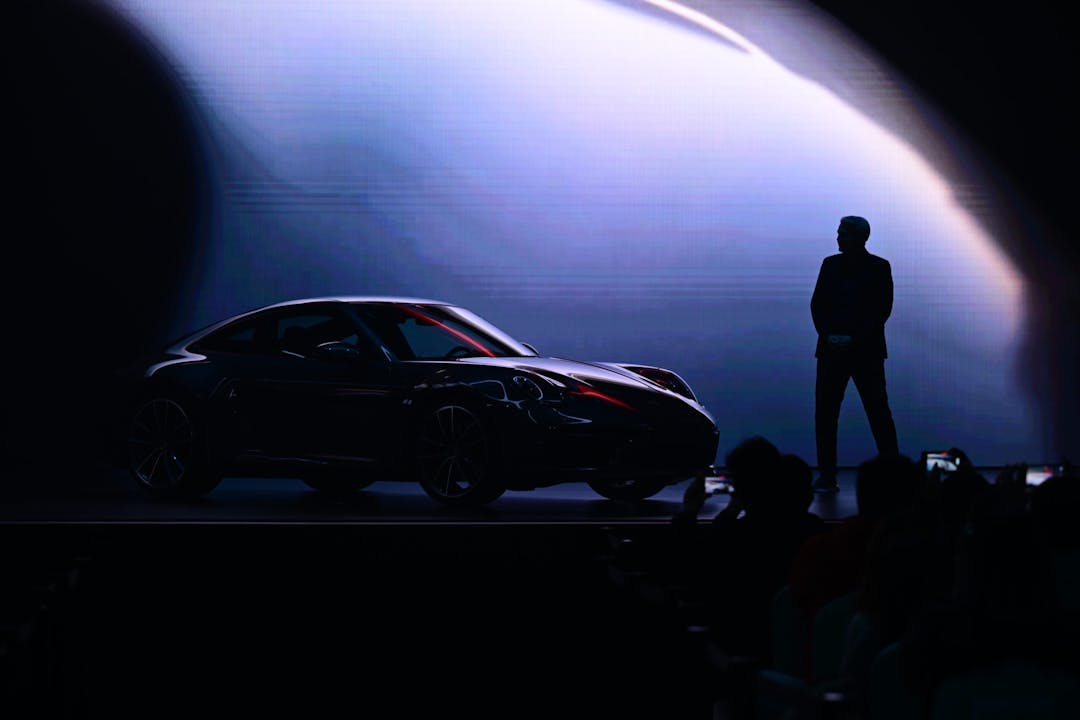 Launch-Event_Porsche-Design_Honor_Magic-V2-RSR_16
